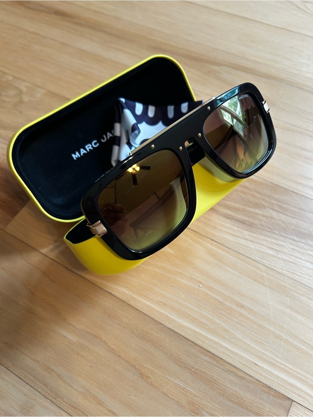 Marc Jacobs 670/S Black Sunglasses with Yellow Case